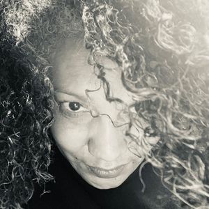 Meet your Posher, Sherry